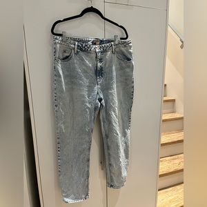 H&M+ Slim Straight High Jeans